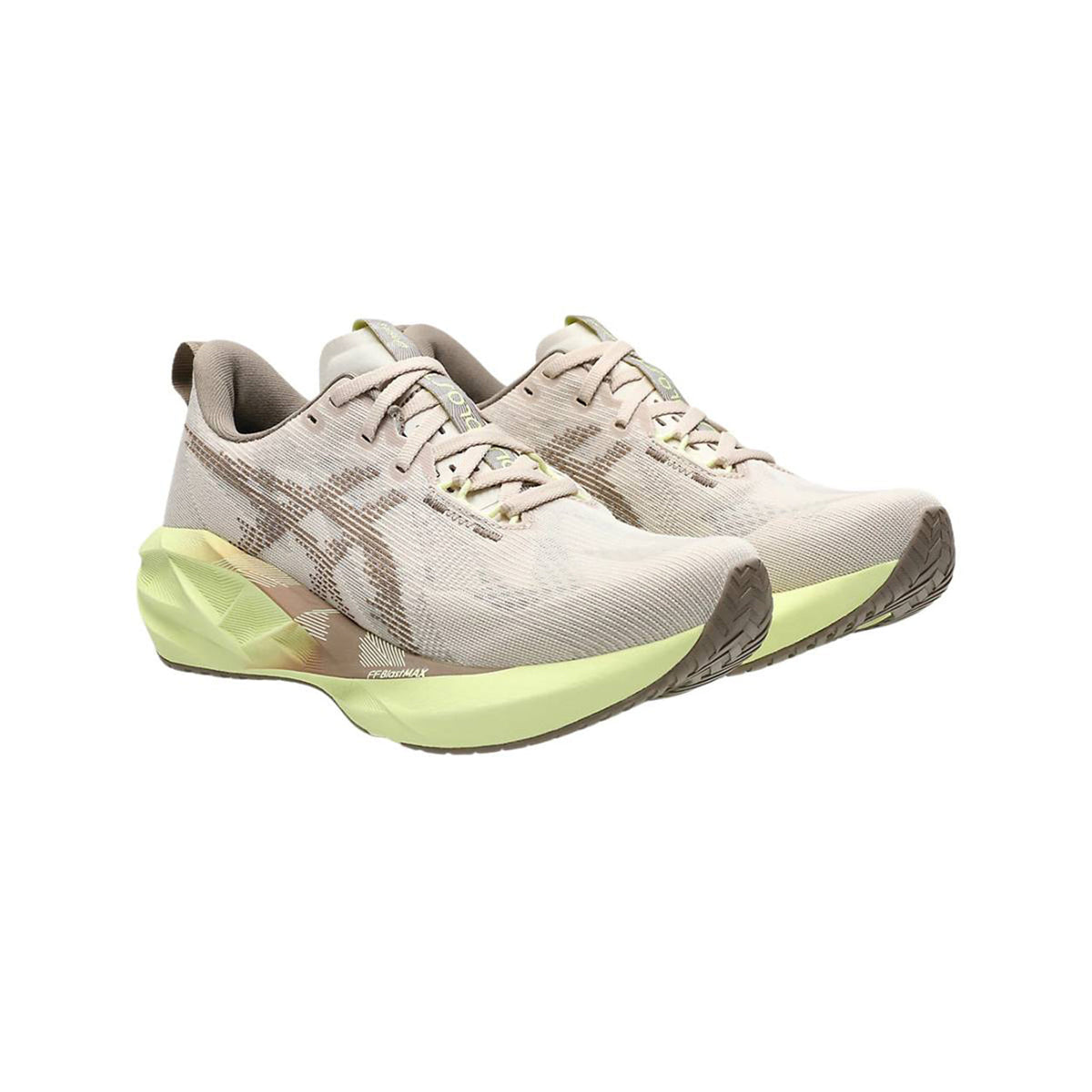 ASICS Novablast 5 Men’s Lightweight Cushioned Road Running Shoes
